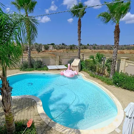 Deni Villa