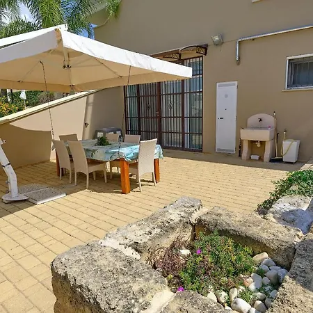 Villa Deni Casarano
